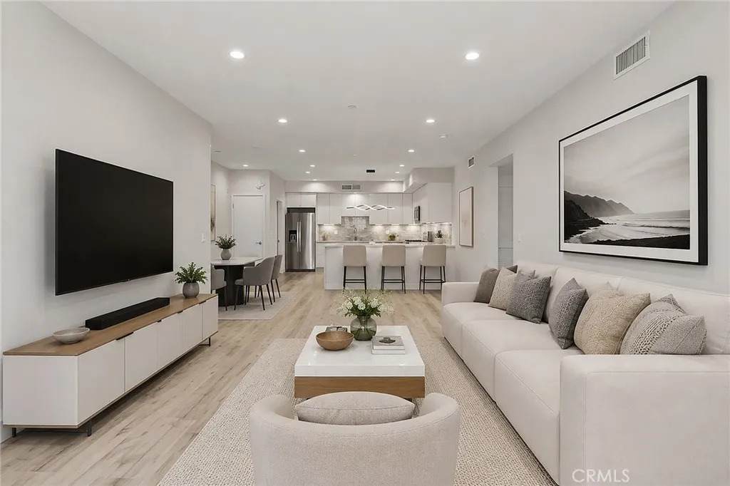 5820 La Mirada Avenue - Photo 1