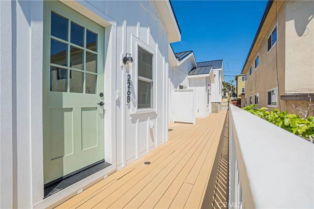 226 Arena Street - Photo 1