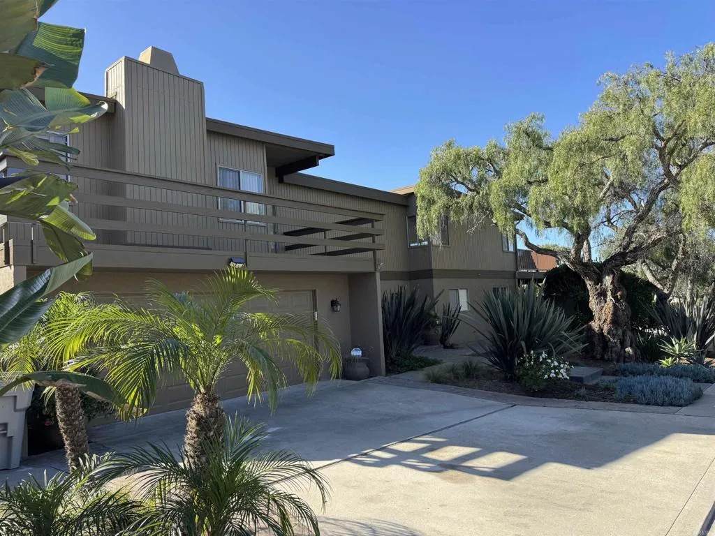 2511 El Amigo Rd - Photo 1