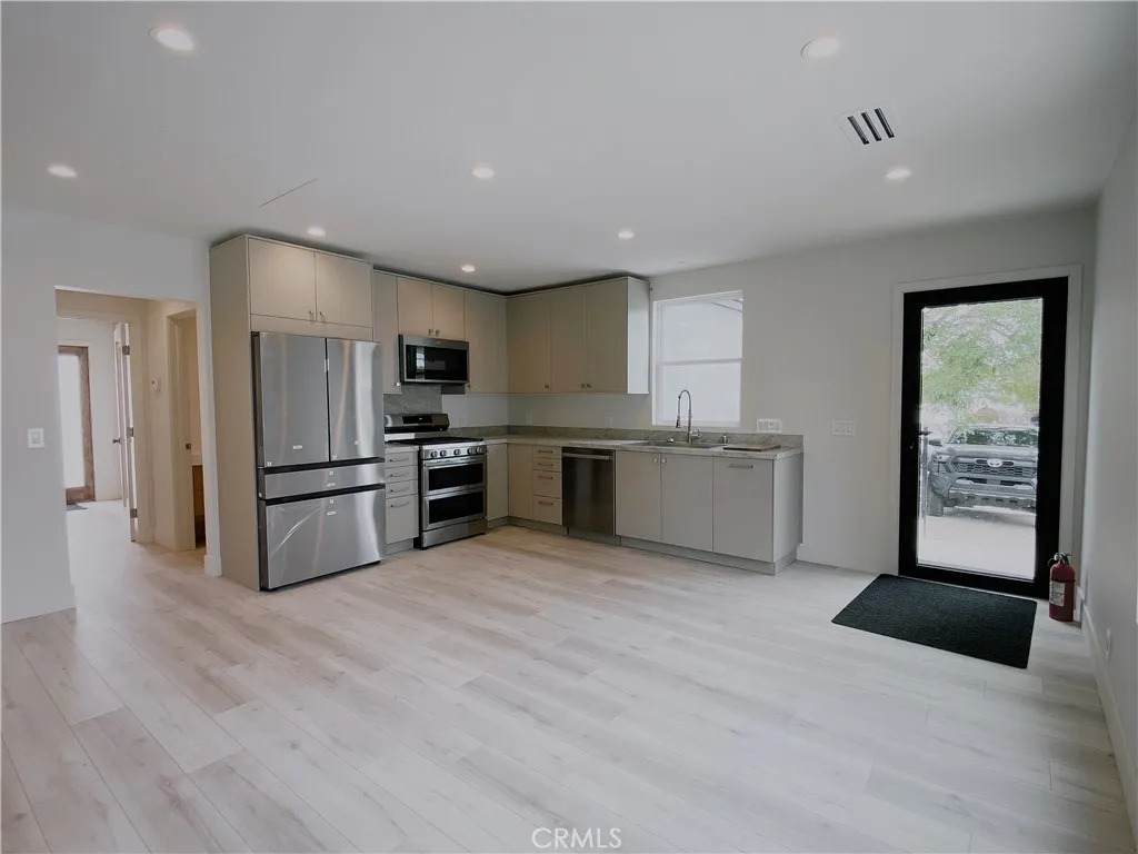 3647 Brunswick - Photo 1