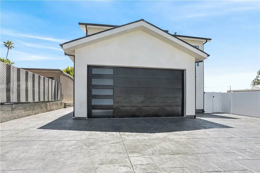 3820 Orangedale - Photo 1