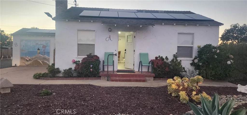 2534 Callender - Photo 1