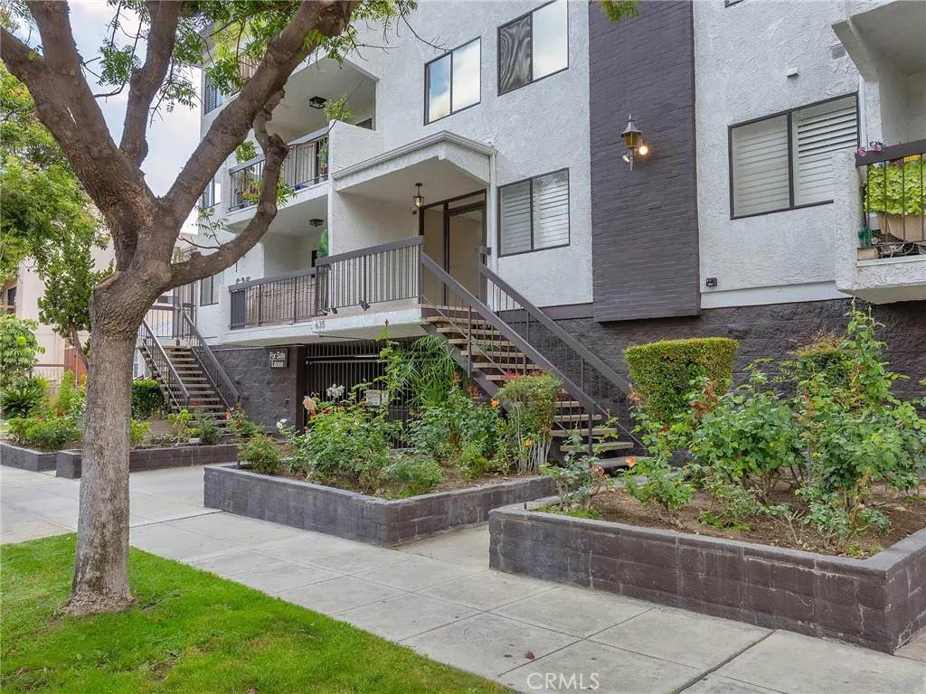 635 Elmwood Avenue - Photo 1