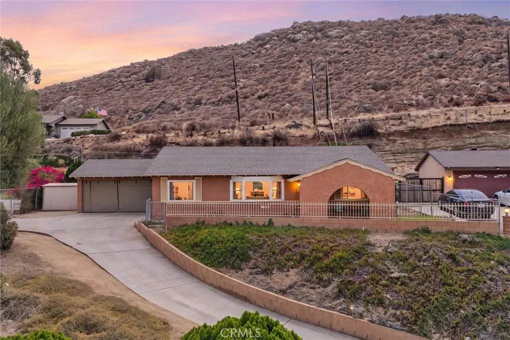 5435 Pinto - Photo 1