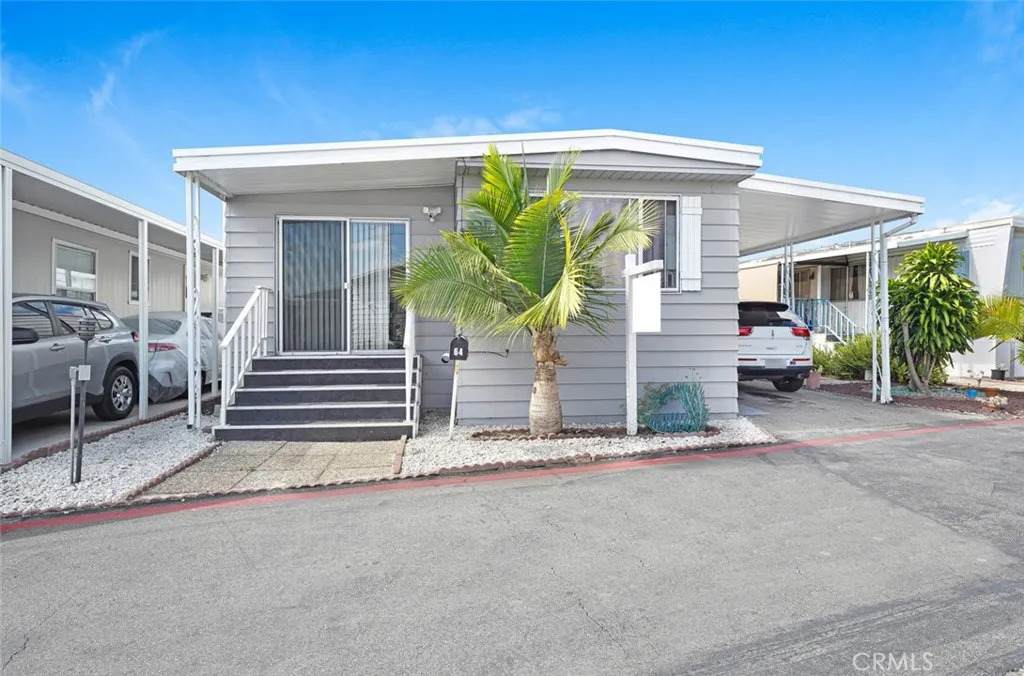 17705 Western - Photo 1