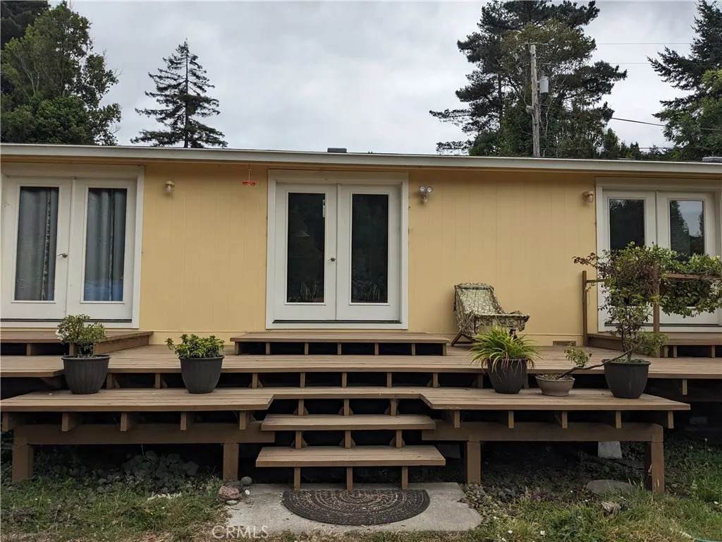 203 Pine Lane - Photo 1