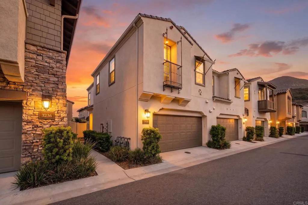 3240 Crecida Way - Photo 1