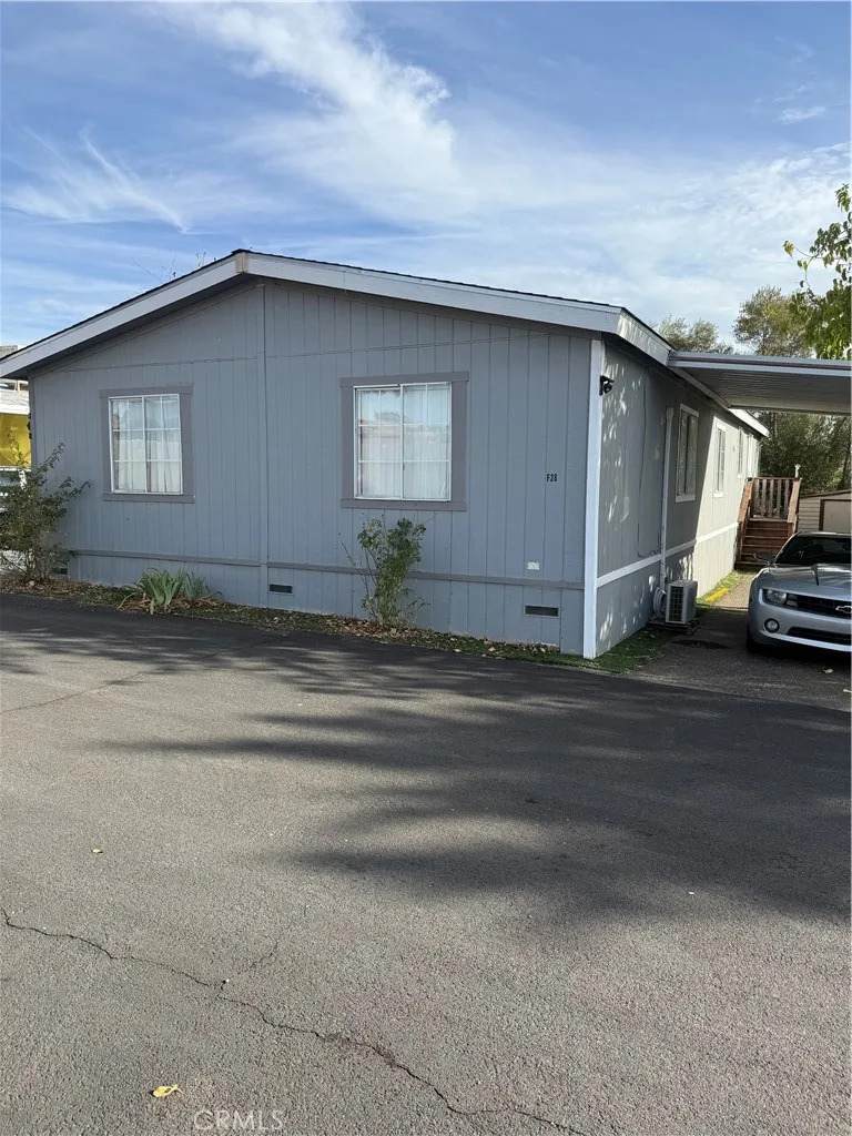 2920 Clark - Photo 1
