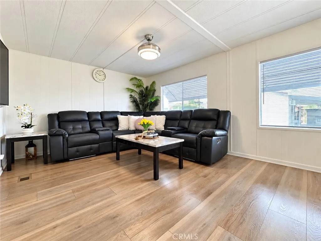 https://bt-photos.global.ssl.fastly.net/sandiego/orig_boomver_1_307076987-1.jpg
