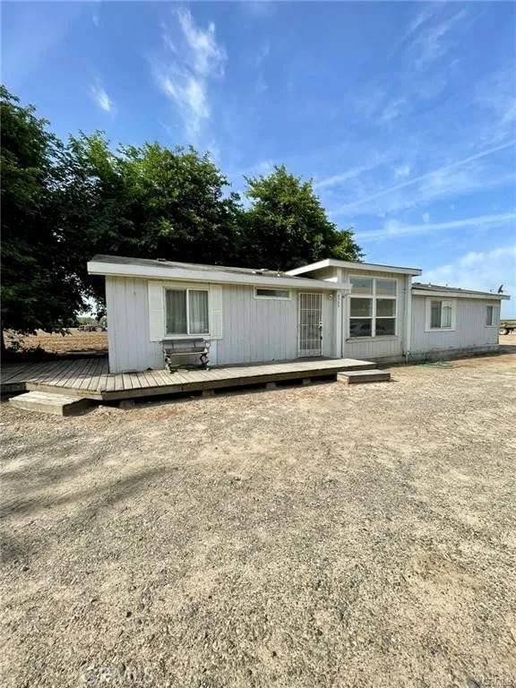 8753 Rose Ave. - Photo 1