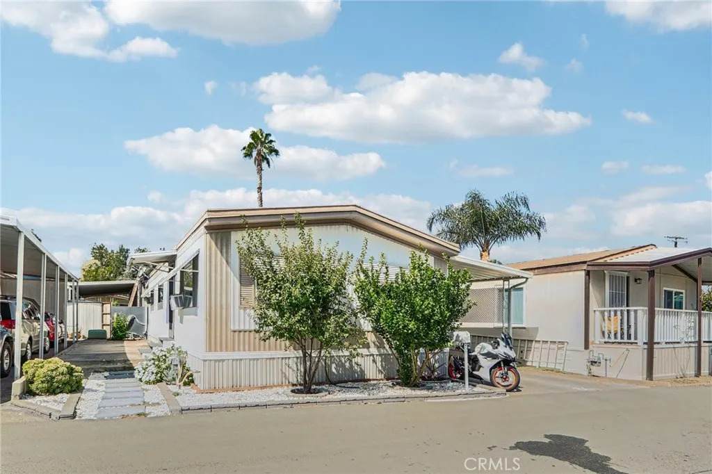 6545 Wilbur - Photo 1