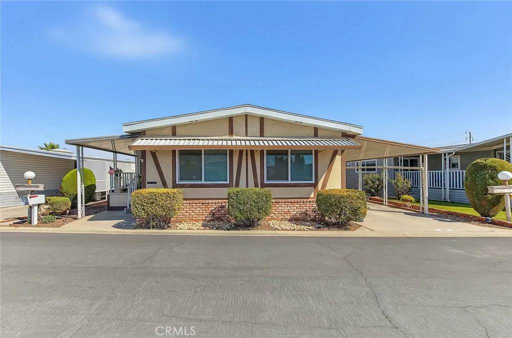 23820 Ironwood - Photo 1