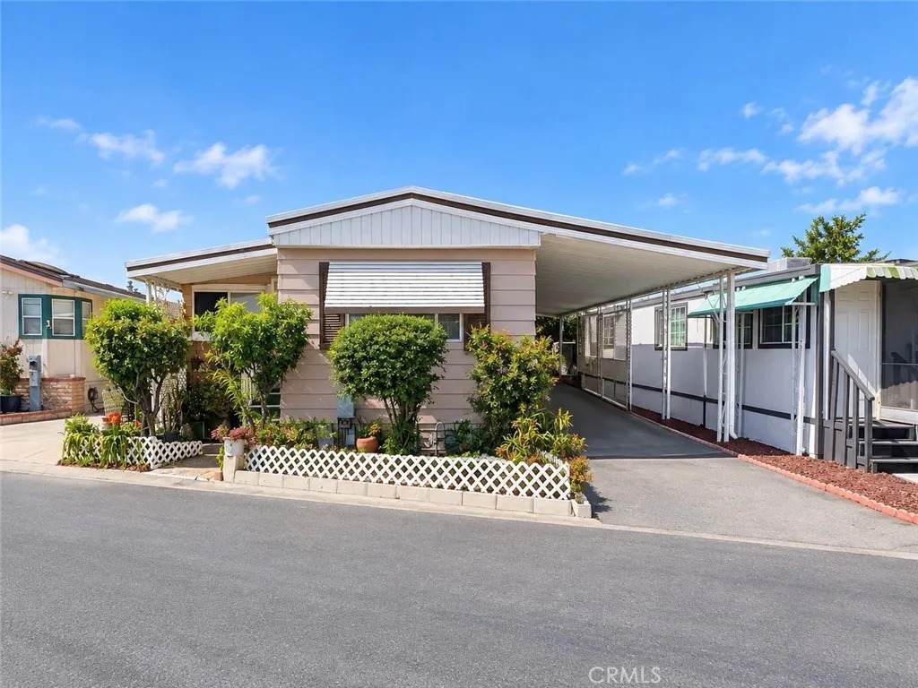 9851 Bolsa Ave - Photo 1