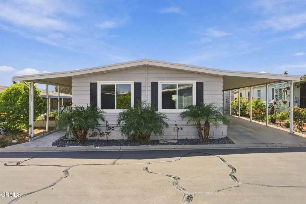 92 Poinsettia Gardens Drive - Photo 1
