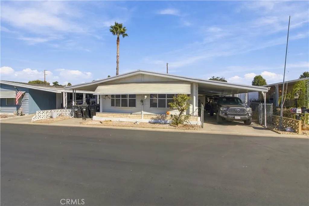 601 Kirby - Photo 1
