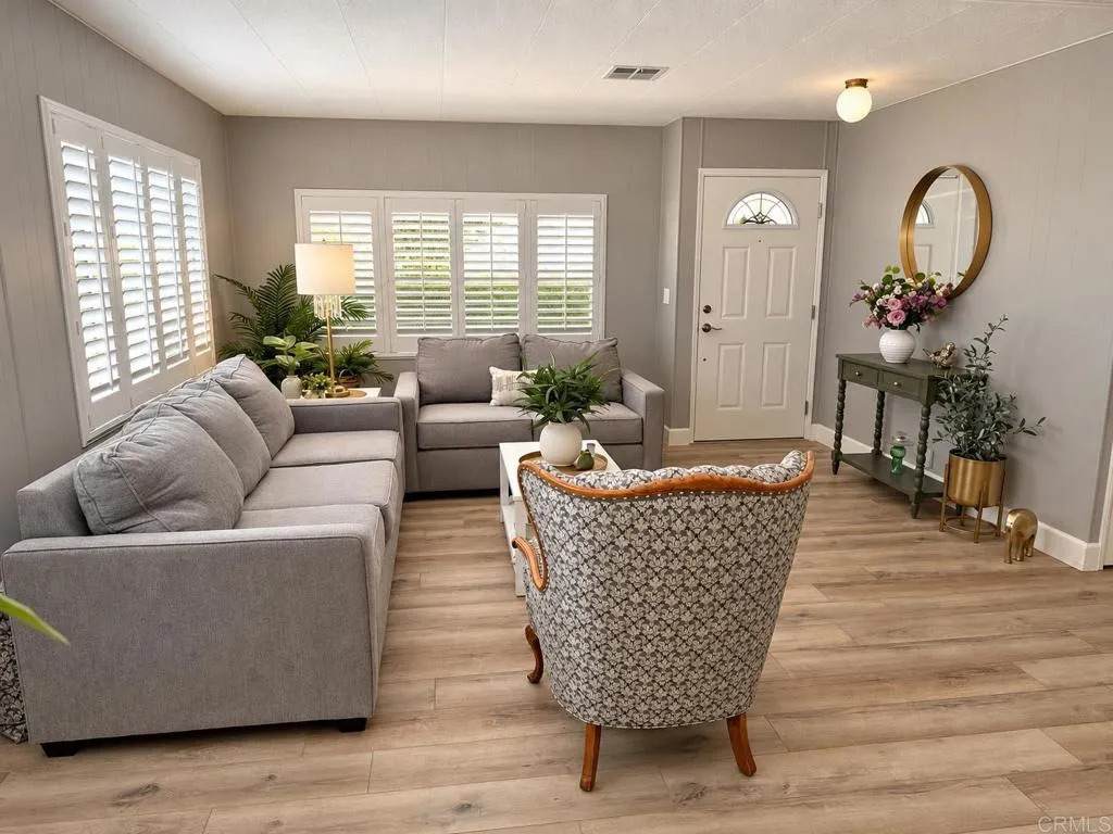 https://bt-photos.global.ssl.fastly.net/sandiego/orig_boomver_1_307088178-1.jpg