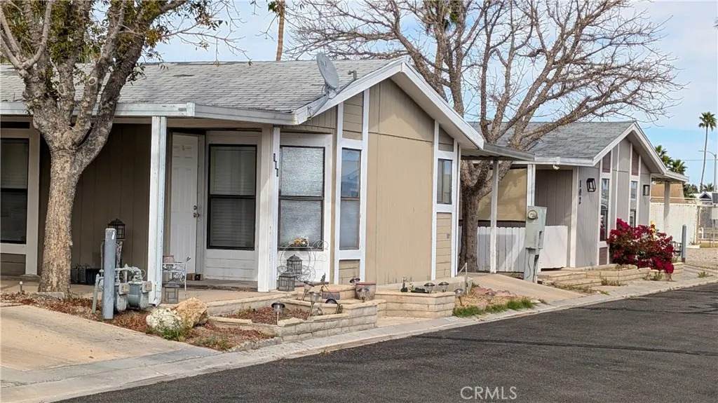 3589 Wells - Photo 1