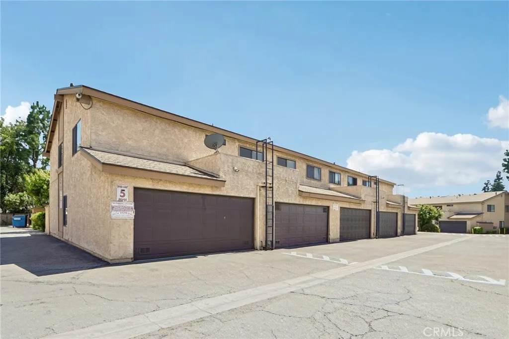 9600 Sylmar Avenue - Photo 1