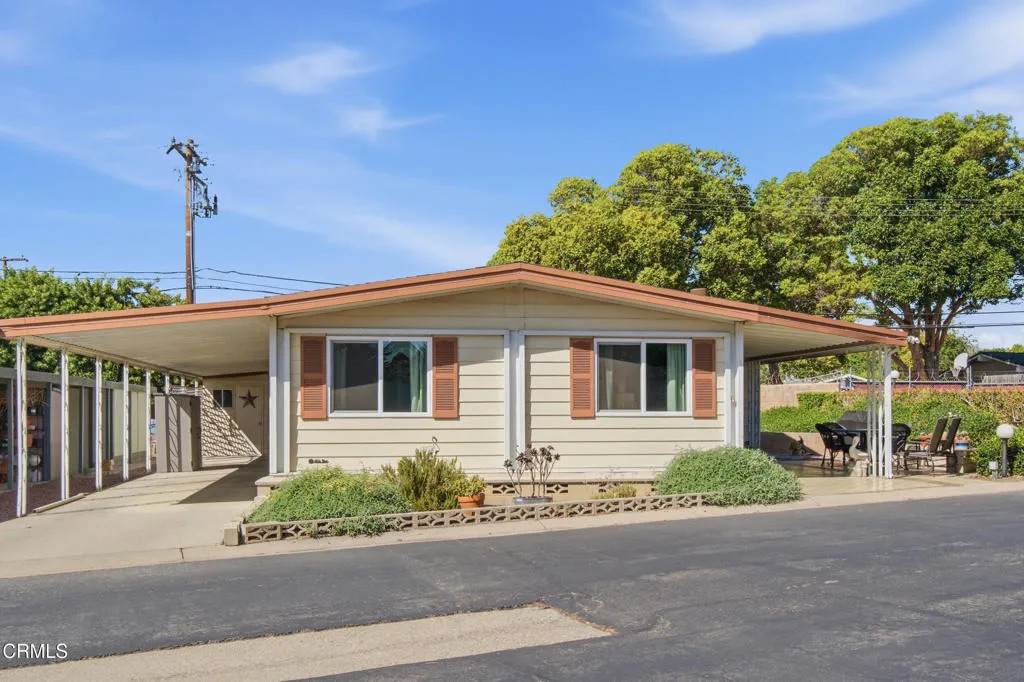 121 Wheaton - Photo 1