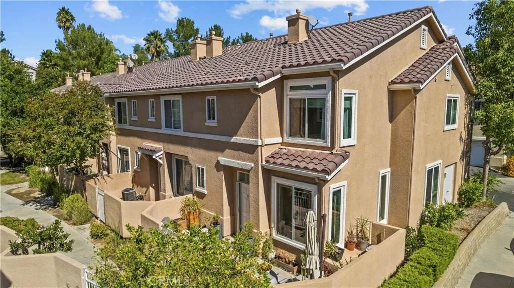 25735 Perlman Place - Photo 1