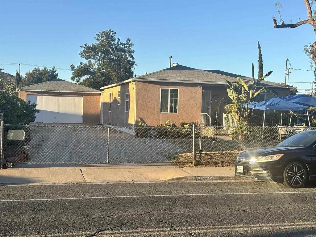 1270 Marline Avenue - Photo 1