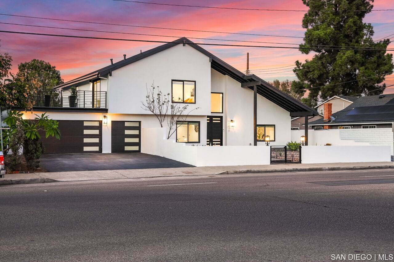 17871 Collins Ave - Photo 1