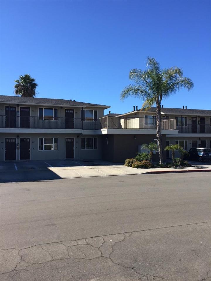 6101 Adelaide Ave - Photo 1