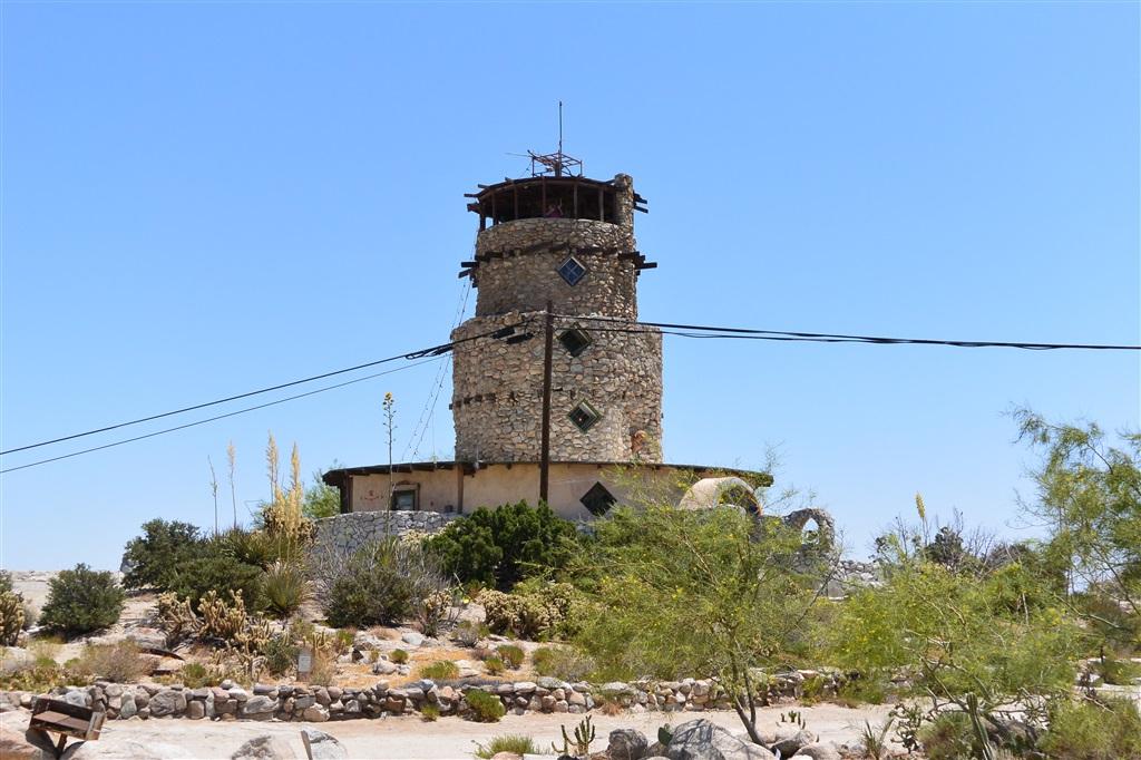 Desert Tower In Ko Pah Road - Photo 1