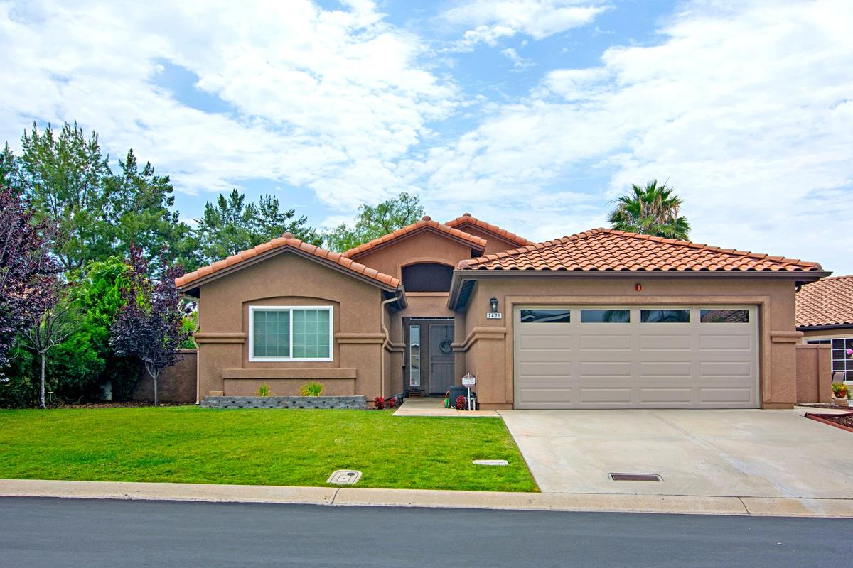 2471 Larkspur - Photo 1