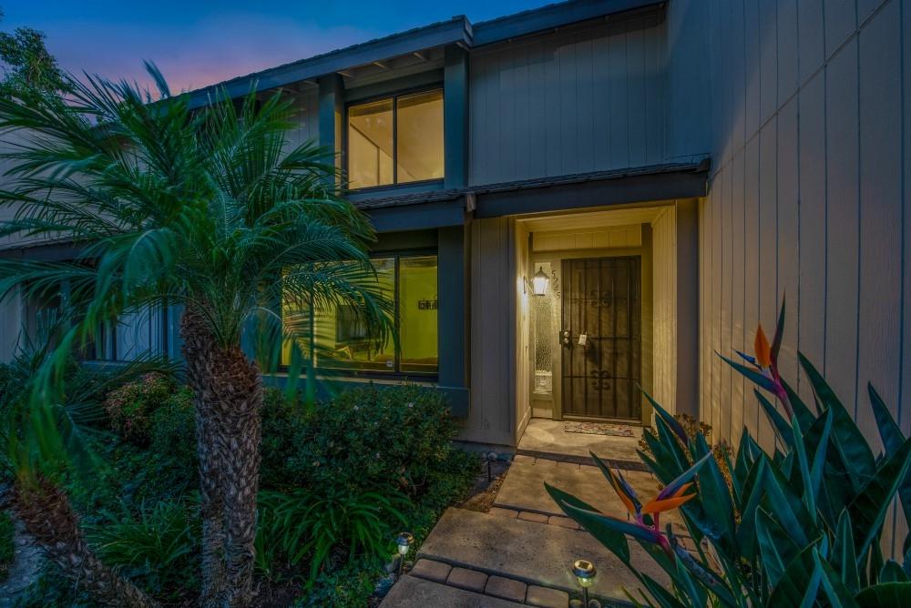 5245 Edge Park Way - Photo 1