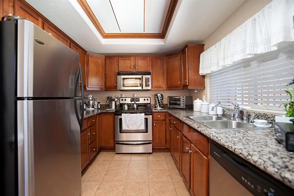 1419 Broadway - Photo 1