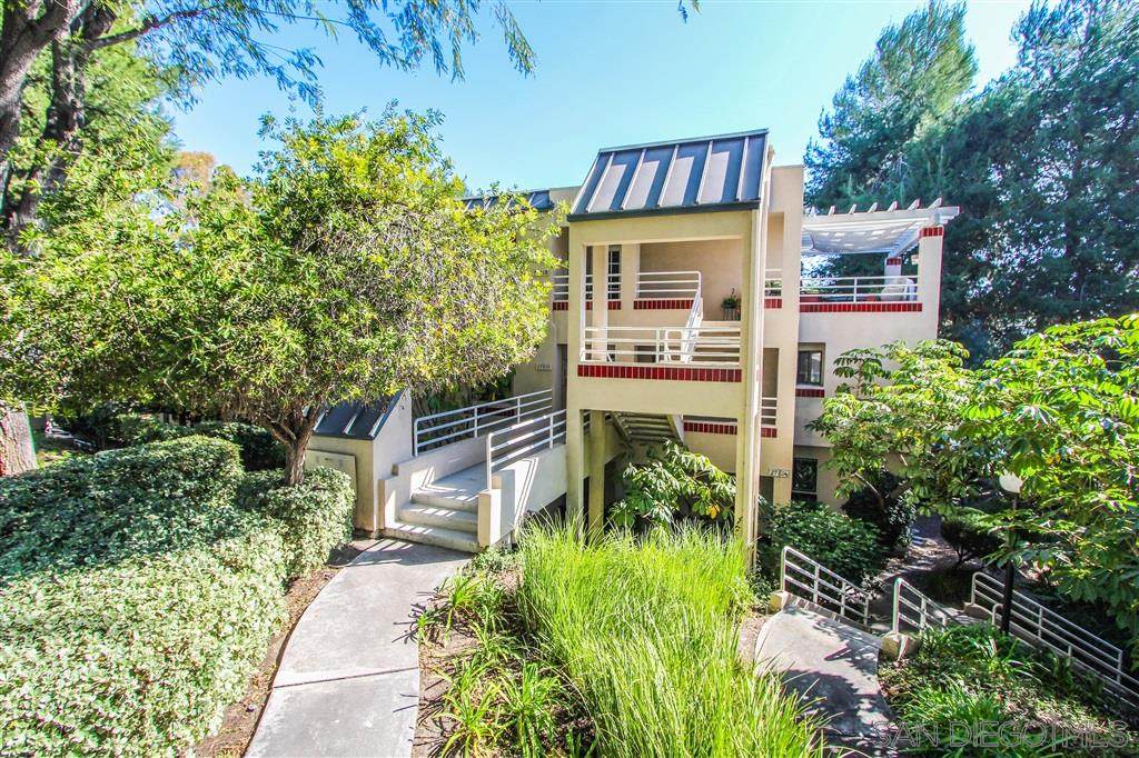 27816 Gleneagles - Photo 1