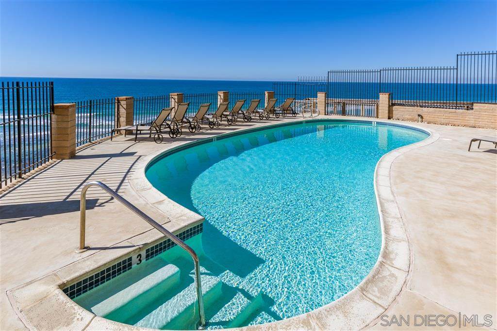 190 Del Mar Shores Tce - Photo 1