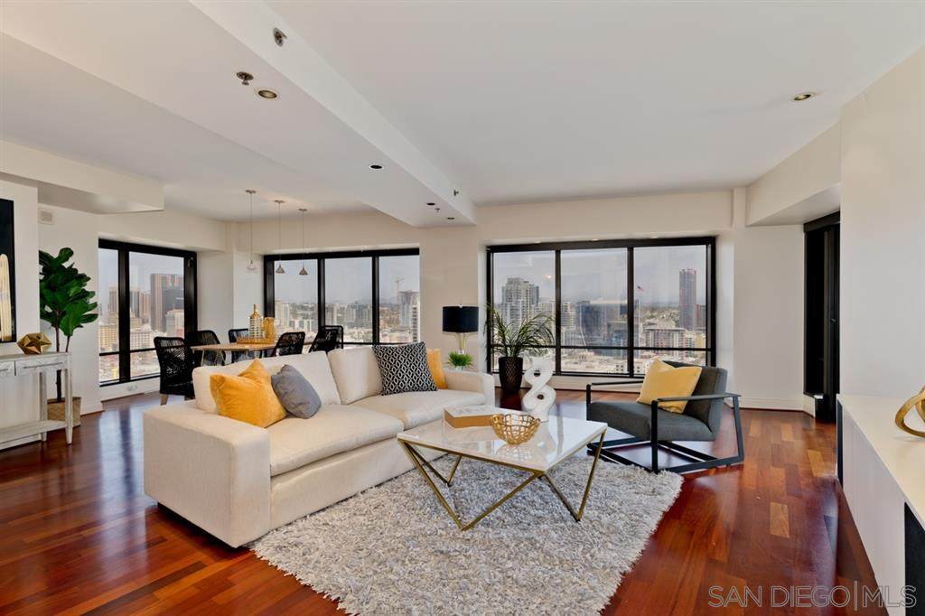 200 Harbor Dr - Photo 1