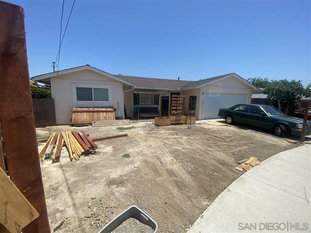 2922 Luana Dr - Photo 1
