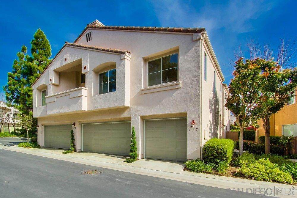 5540 Renaissance - Photo 1