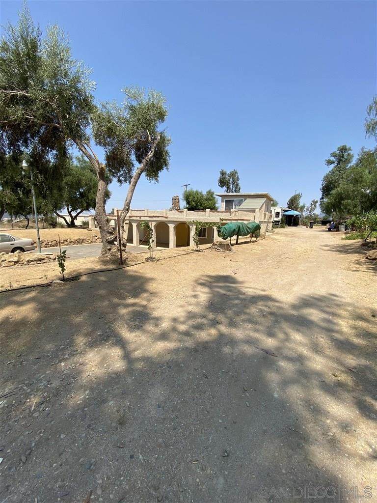 1036 Harris Ranch Rd - Photo 1