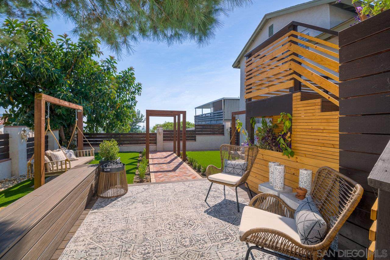1625 La Mesa Ave - Photo 1