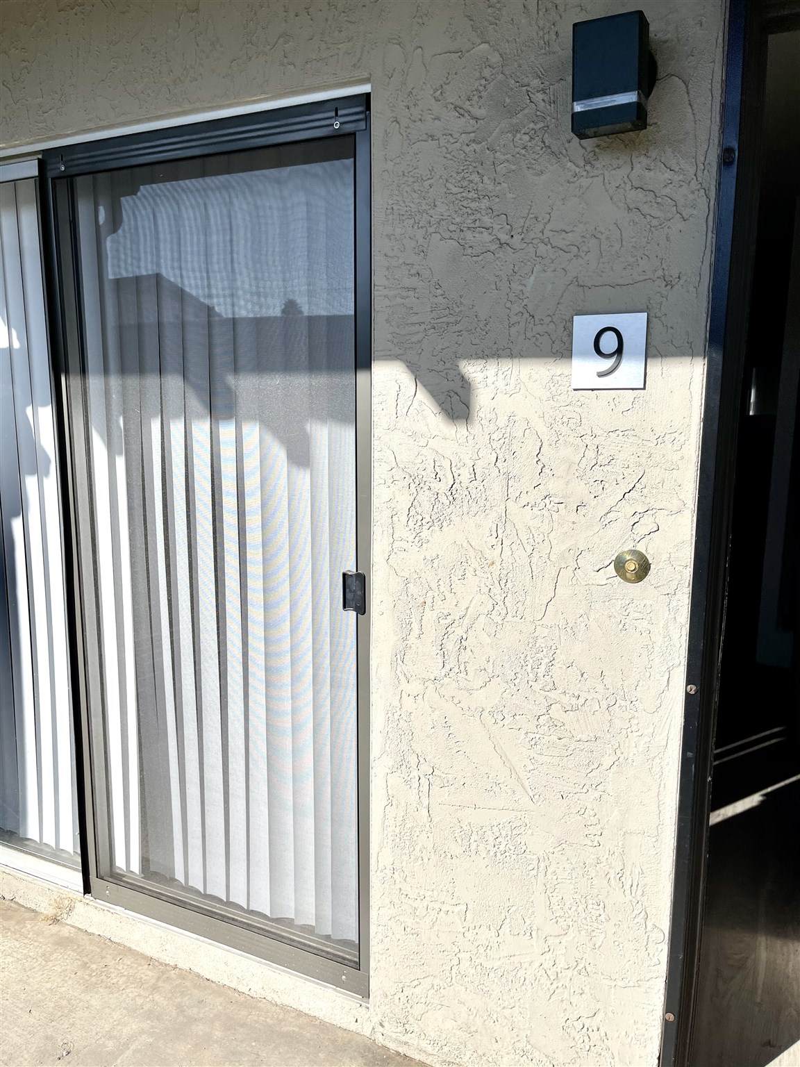 1322 First St - Photo 1