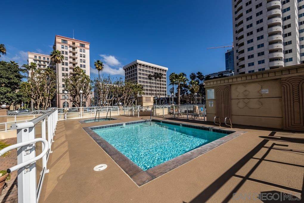 488 Ocean Blvd - Photo 1