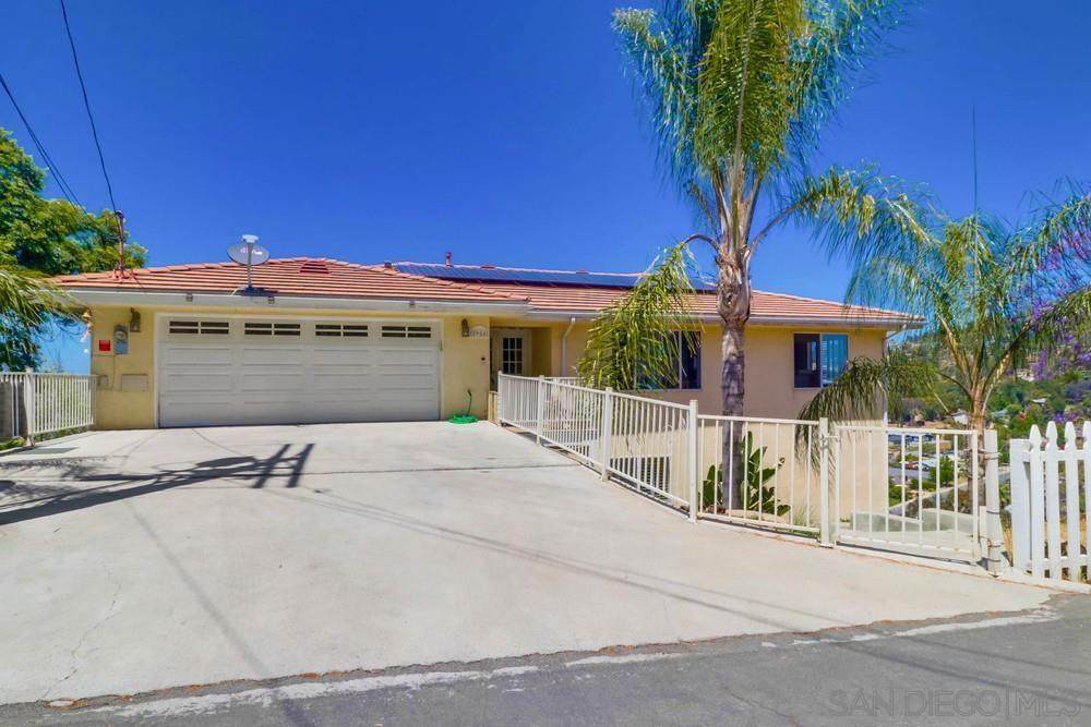 8986 Alpine Ave - Photo 1