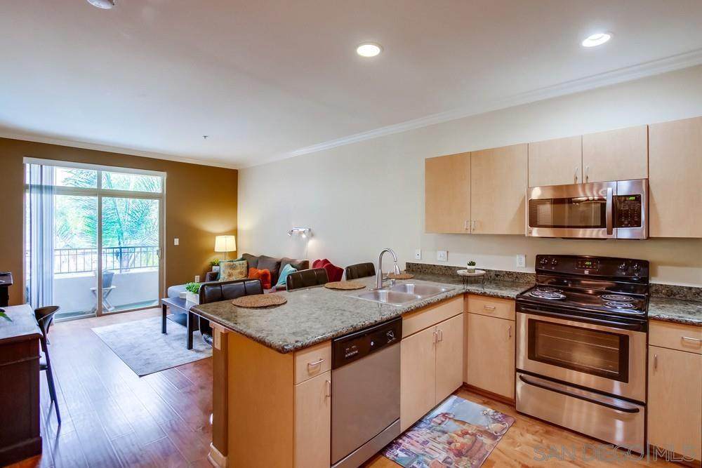 1501 Front St - Photo 1