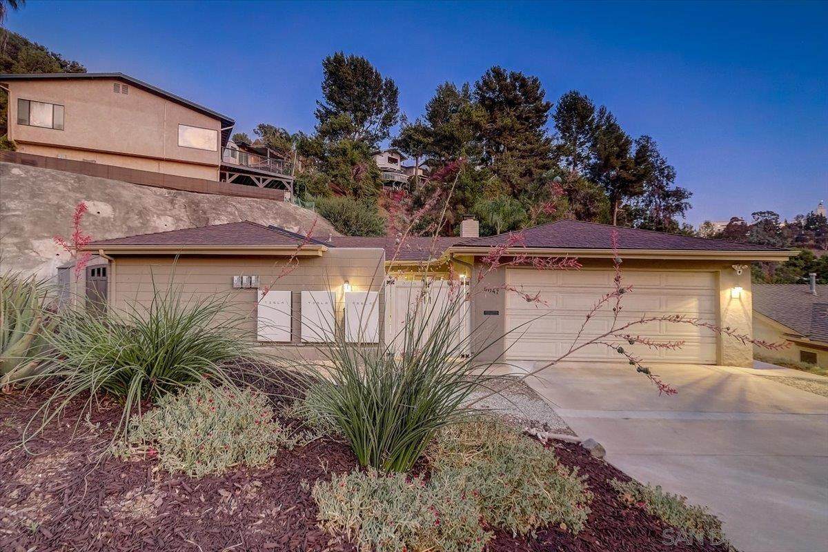 6047 Adobe Falls Rd - Photo 1