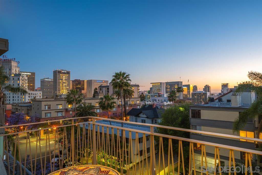 889 Date St - Photo 1