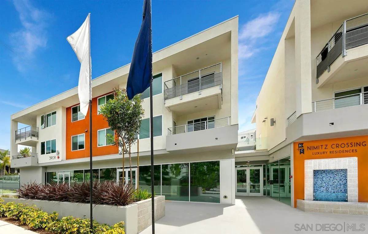 3909 Voltaire St - Photo 1