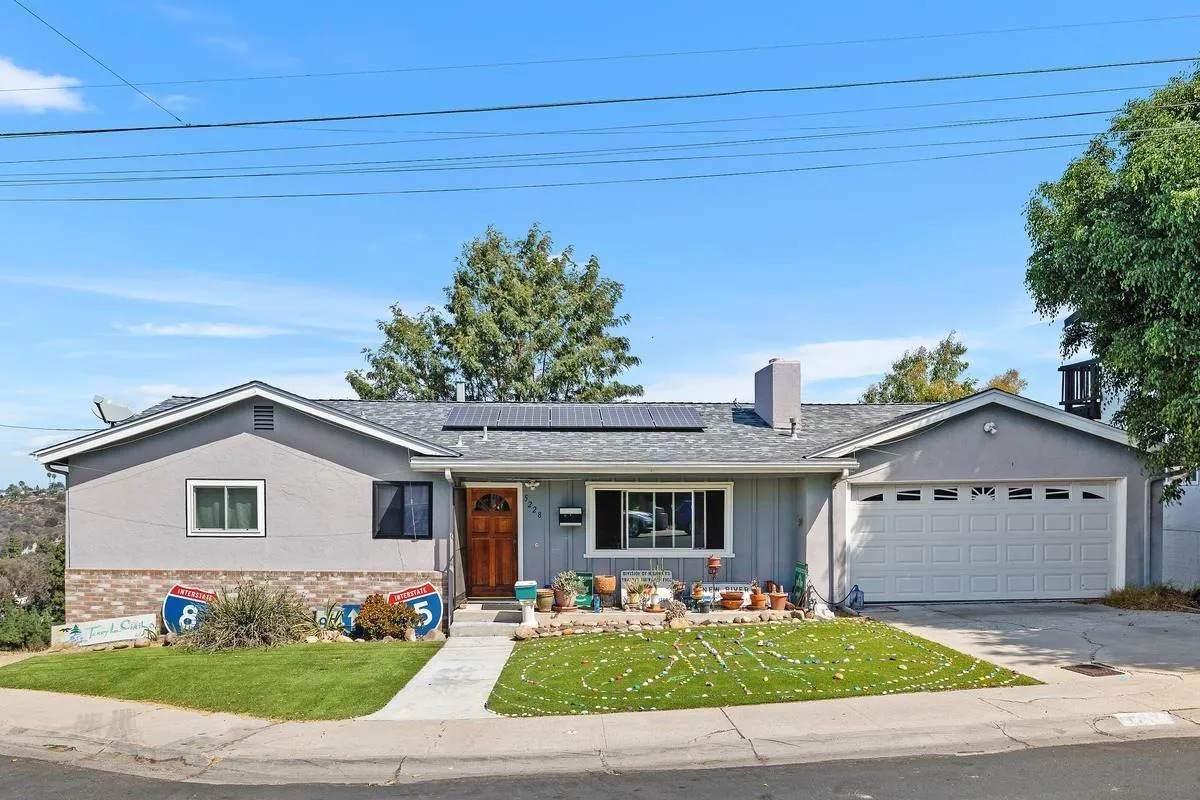 5228 Augustana Pl - Photo 1