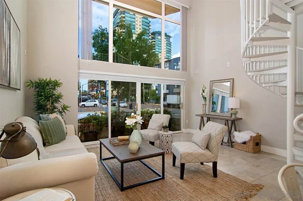 221 Island Ave - Photo 1