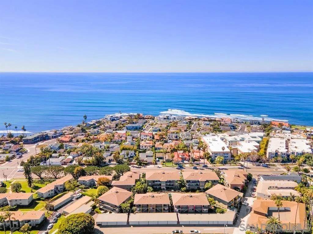 5367 La Jolla Blvd - Photo 1