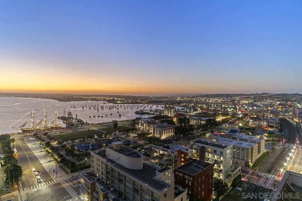 https://bt-photos.global.ssl.fastly.net/sandiego/orig_boomver_2_260008417-1.jpg