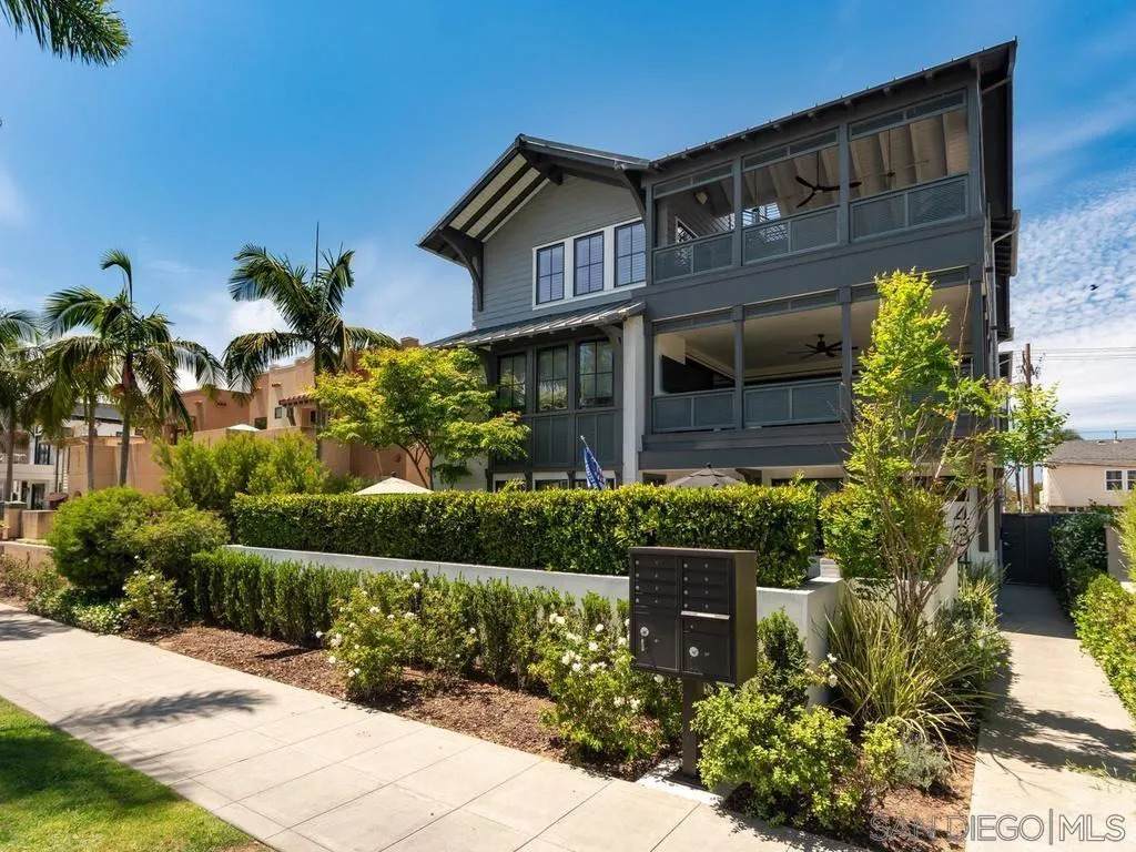 434 Orange Avenue - Photo 1